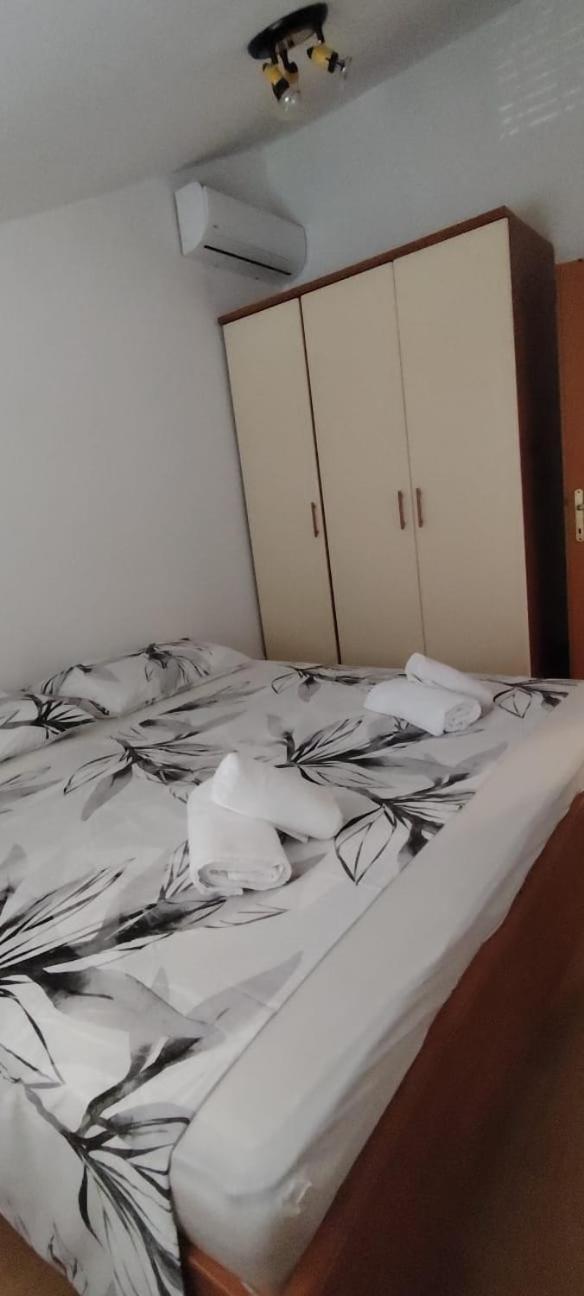 Marko'S Apartment Нови-Винодолски Экстерьер фото